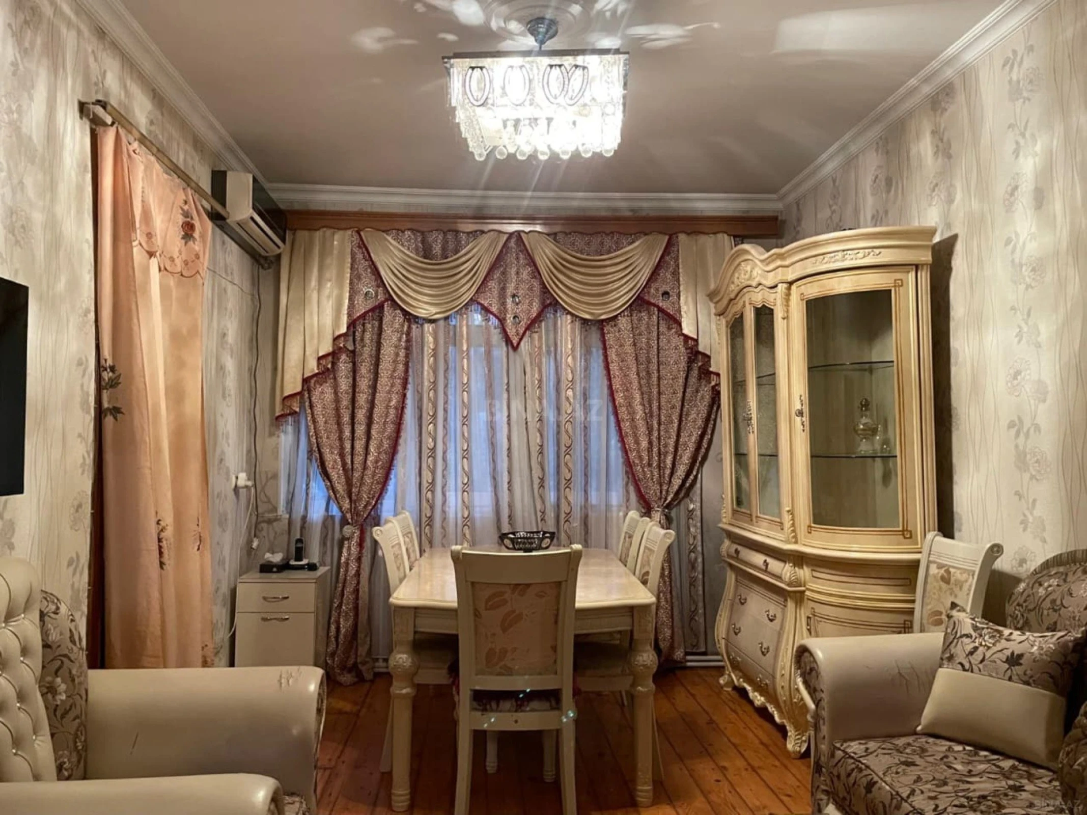 Kirayə verilir 2 otaqlı mənzil 60 m²