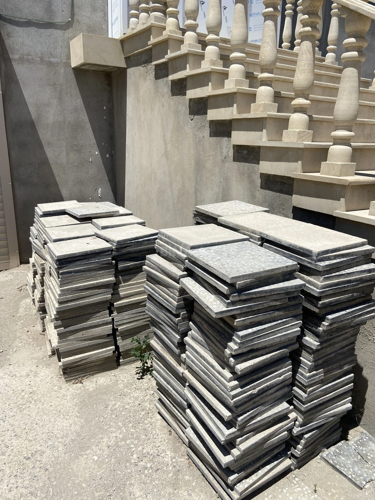 Satılır 5 otaqlı həyət evi 390 m²