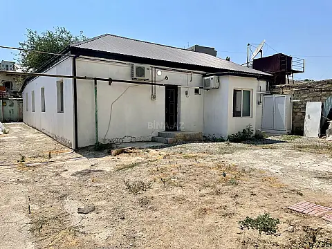Kirayə verilir 2 otaqlı həyət evi 60 m²