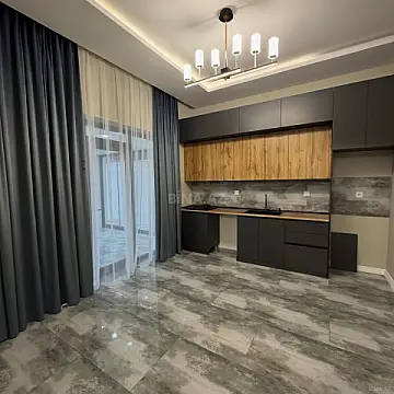 Satılır 4 otaqlı həyət evi 130 m²