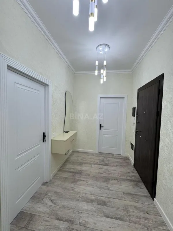 Satılır 2 otaqlı mənzil 75 m²