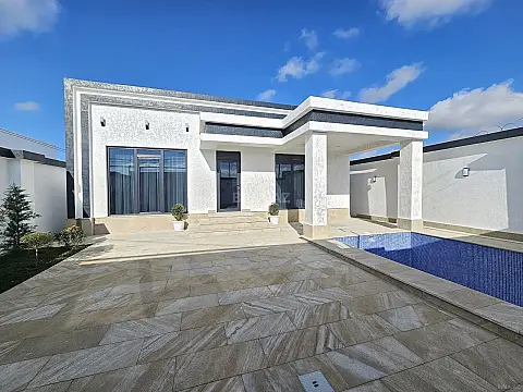 Satılır 4 otaqlı həyət evi 150 m²