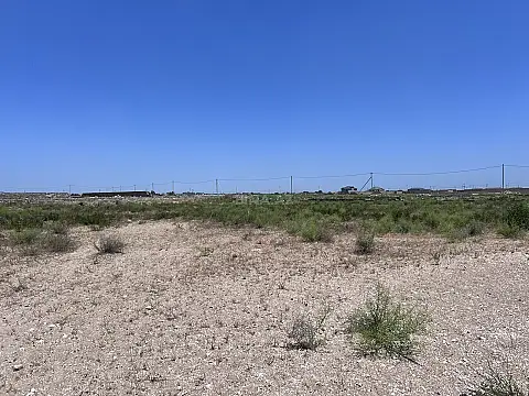 Satılır torpaq sahəsi 12 m²