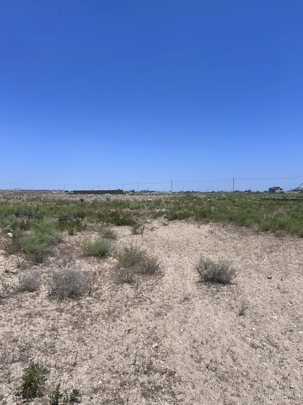 Satılır torpaq sahəsi 12 m²