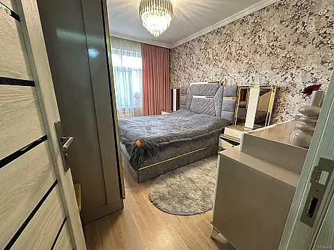 Satılır 3 otaqlı mənzil 80 m²