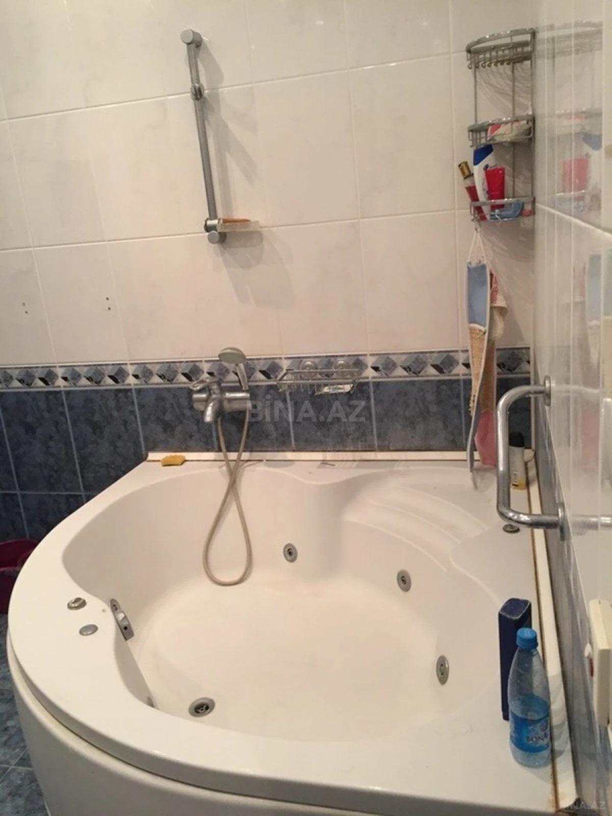 Satılır 4 otaqlı mənzil 165 m²