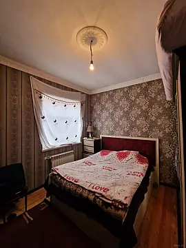 Satılır 4 otaqlı həyət evi 175 m²