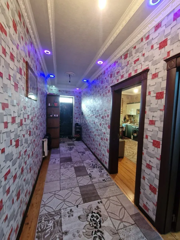 Satılır 4 otaqlı həyət evi 175 m²