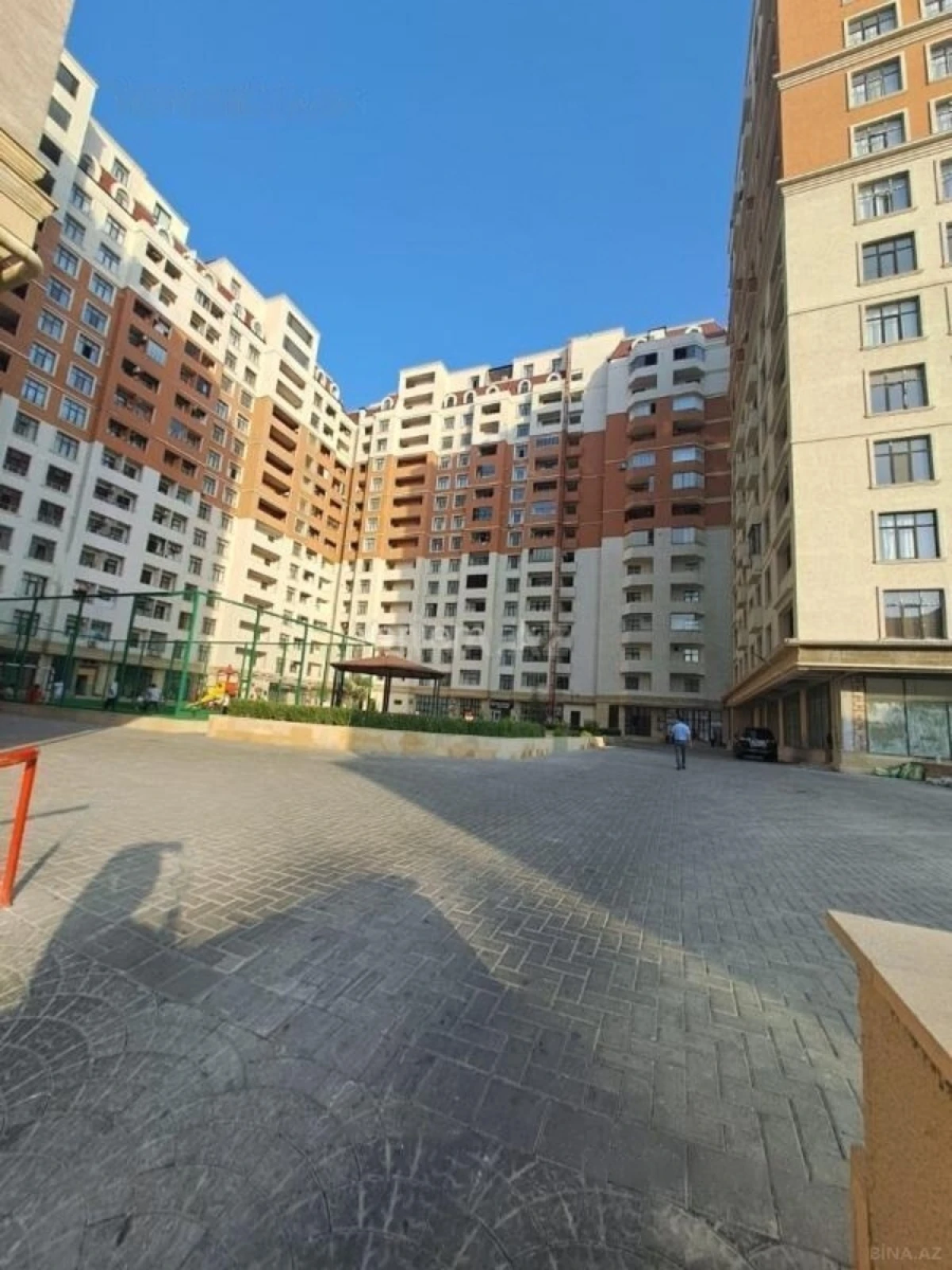 Kirayə verilir 2 otaqlı mənzil 60 m²