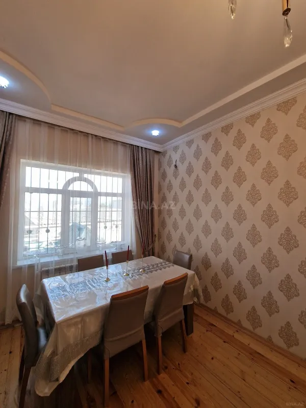 Satılır 4 otaqlı həyət evi 174 m²