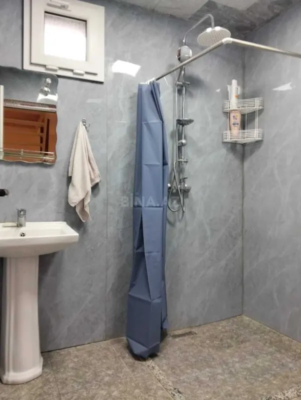 Satılır 5 otaqlı həyət evi 108 m²