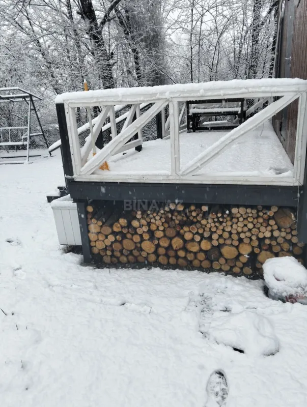 Satılır 5 otaqlı həyət evi 108 m²