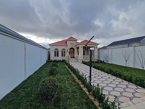 Satılır 4 otaqlı həyət evi 144 m²