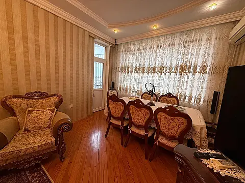 Satılır 3 otaqlı mənzil 100 m²
