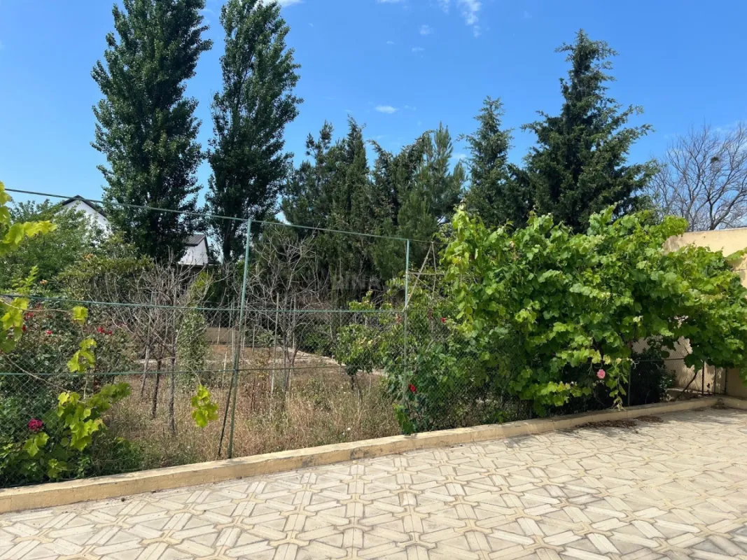 Satılır 3 otaqlı həyət evi 150 m²