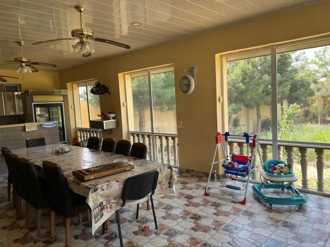 Satılır 3 otaqlı həyət evi 150 m²