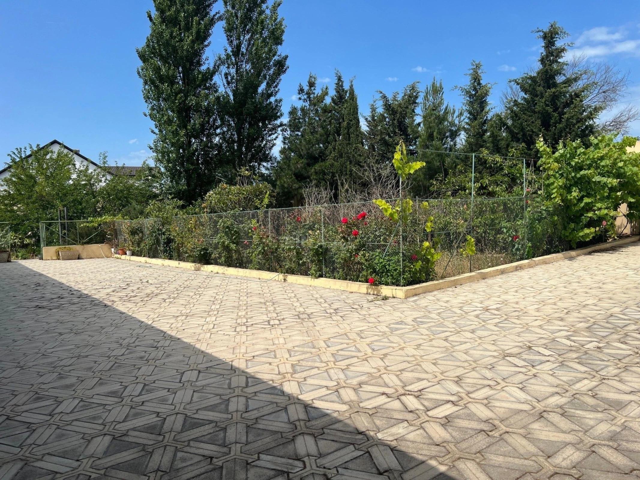 Satılır 3 otaqlı həyət evi 150 m²