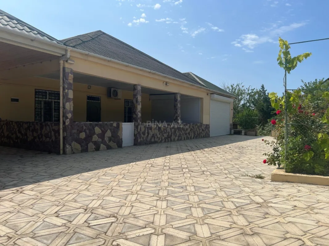 Satılır 3 otaqlı həyət evi 150 m²