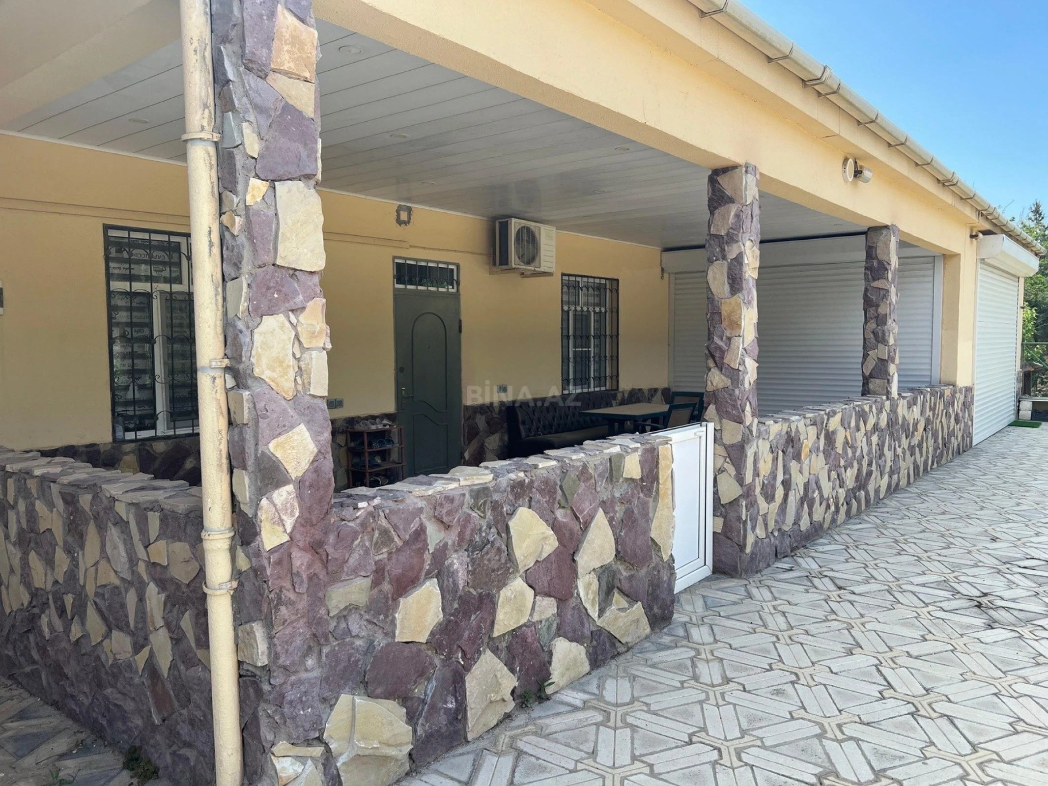 Satılır 3 otaqlı həyət evi 150 m²