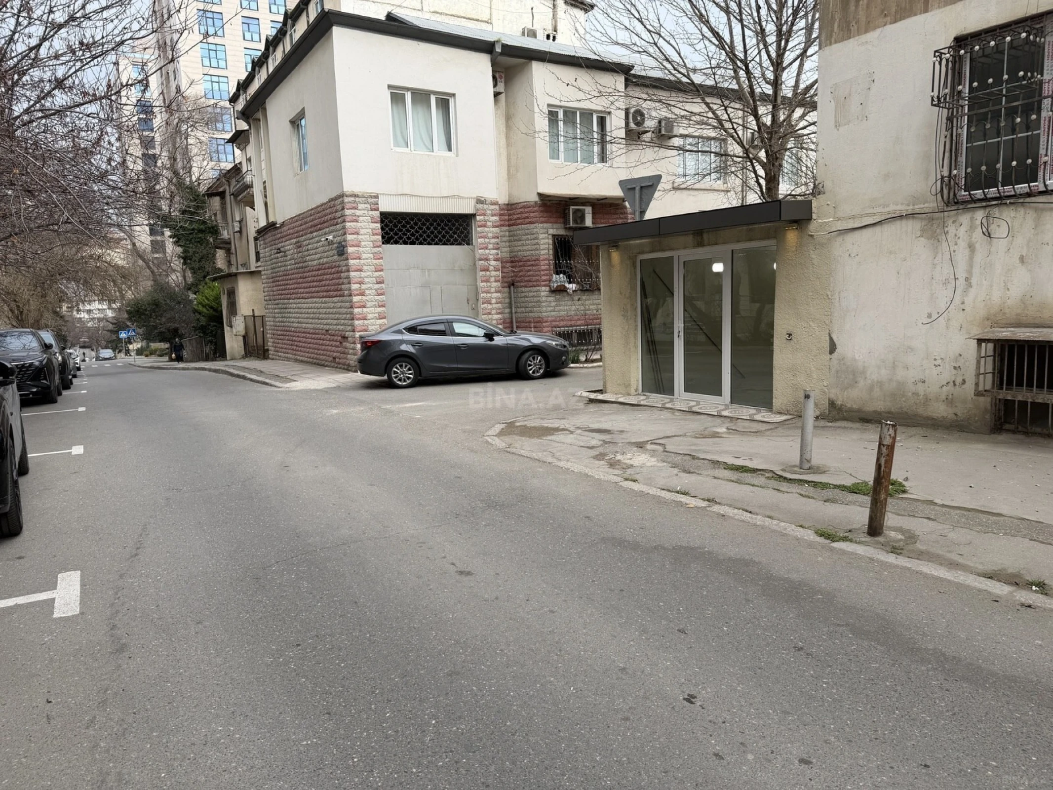 Satılır obyekt 17 m²