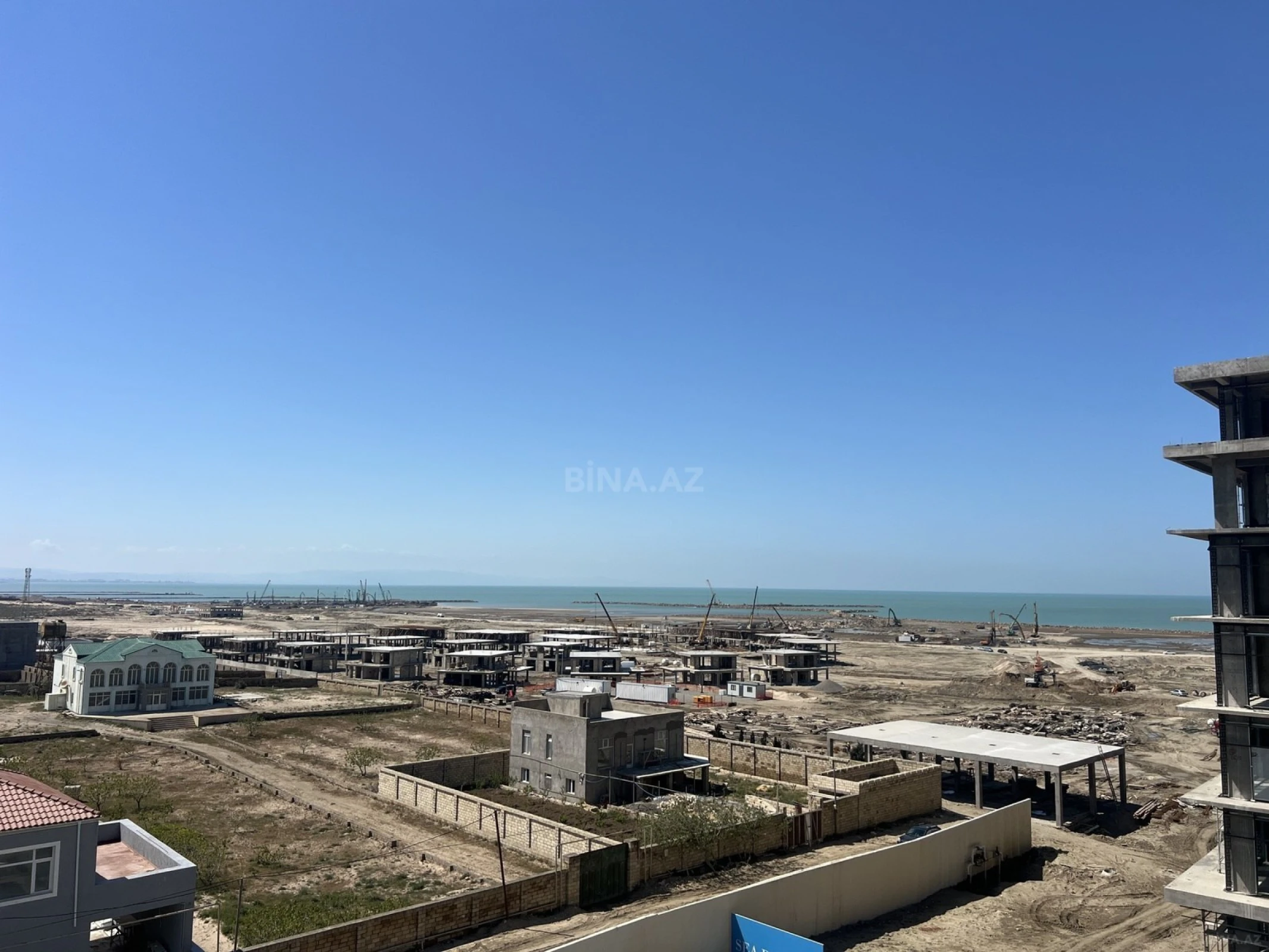 Kirayə verilir 2 otaqlı mənzil 92 m²