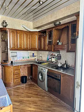 Kirayə verilir 3 otaqlı mənzil 135 m²