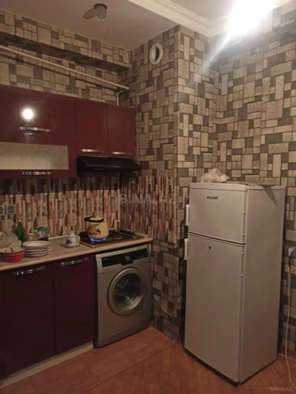 Kirayə verilir 2 otaqlı mənzil 70 m²