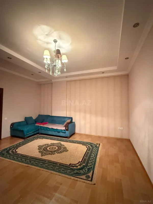 Kirayə verilir 3 otaqlı mənzil 95 m²
