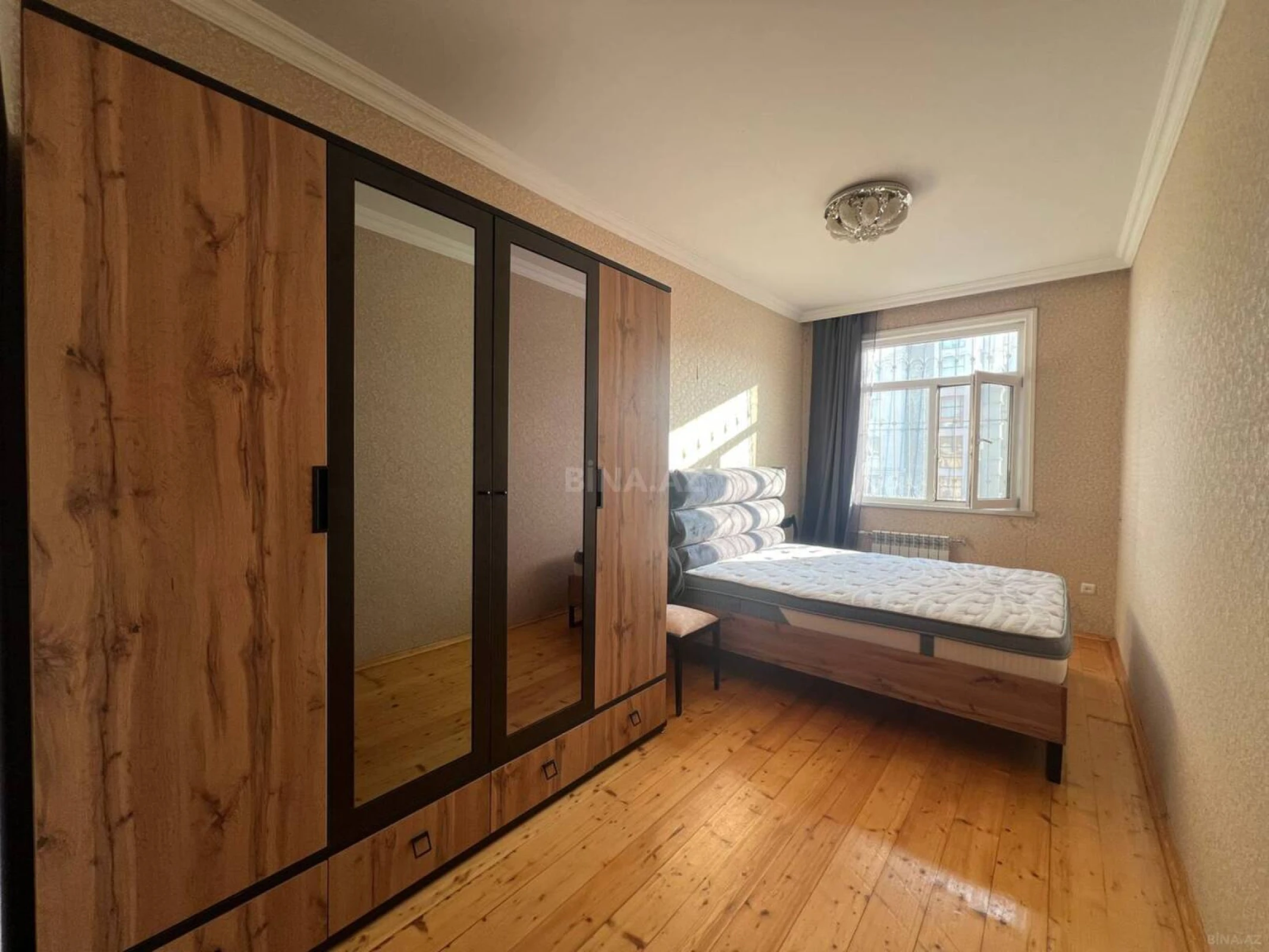 Satılır 3 otaqlı mənzil 50 m²