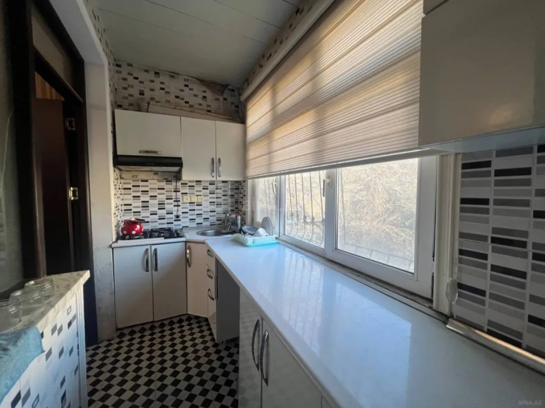 Satılır 3 otaqlı mənzil 50 m²