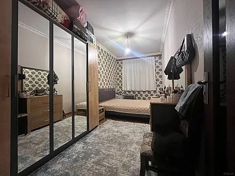 Satılır 2 otaqlı mənzil 50 m²