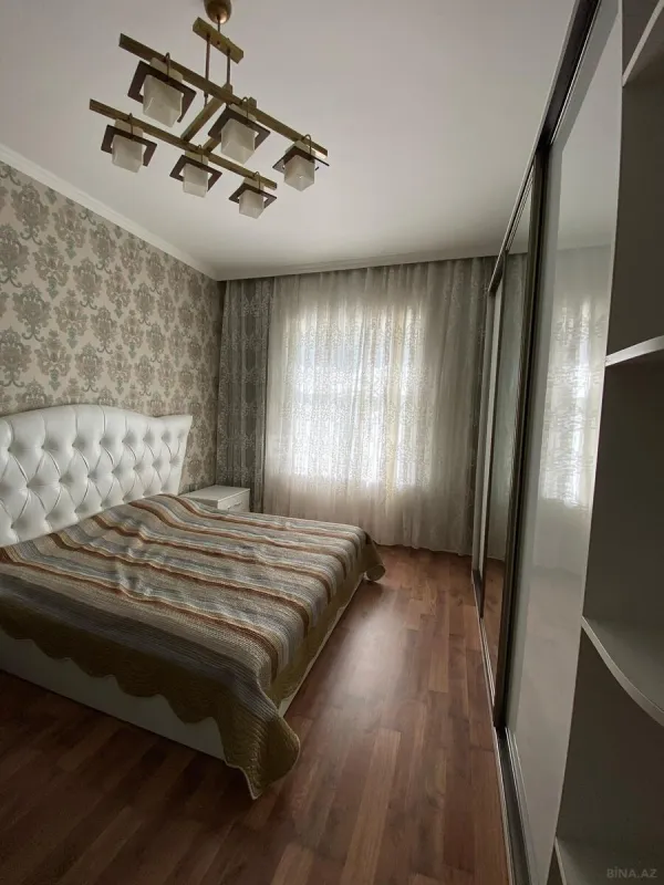 Kirayə verilir 6 otaqlı həyət evi 500 m²