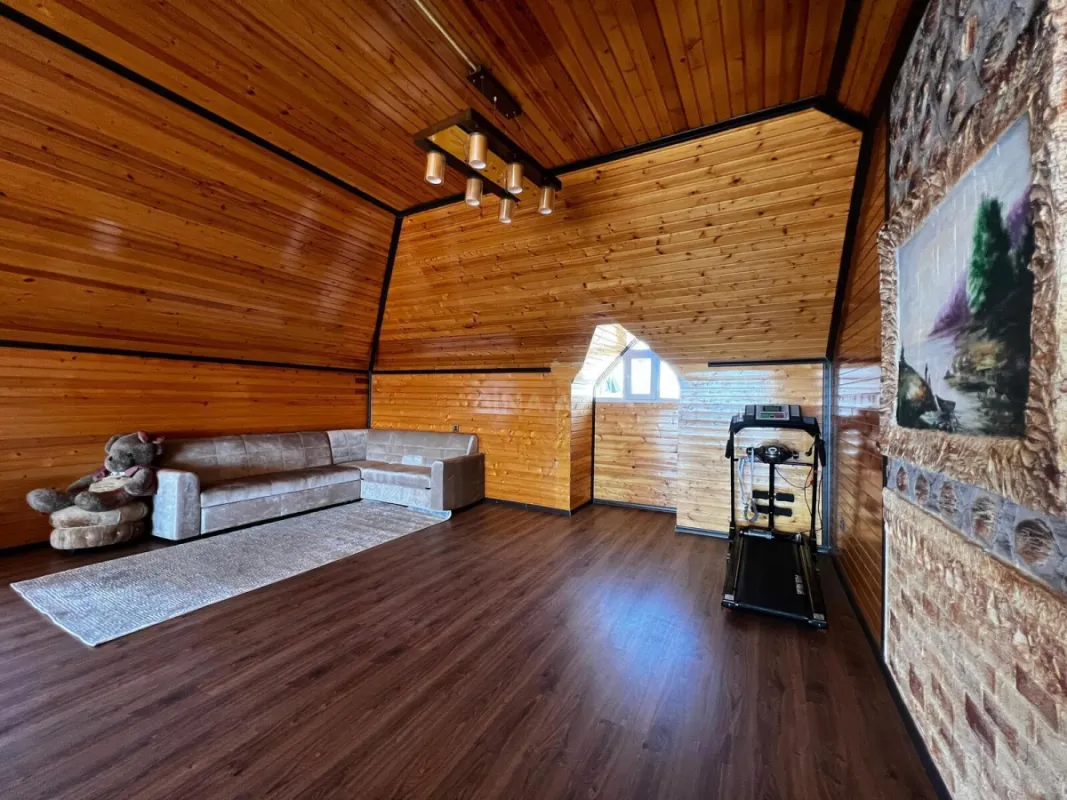 Kirayə verilir 6 otaqlı həyət evi 500 m²