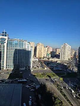 Kirayə verilir 2 otaqlı mənzil 100 m²