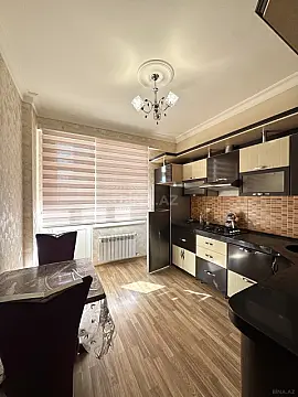 Kirayə verilir 2 otaqlı mənzil 80 m²