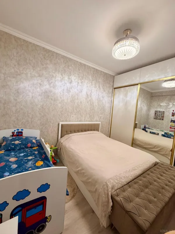 Satılır 1 otaqlı mənzil 60 m²