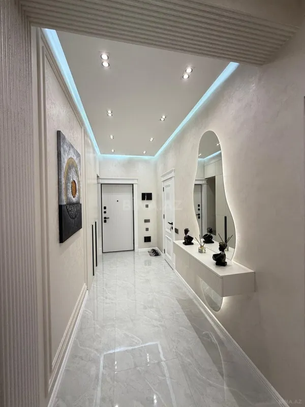 Satılır 2 otaqlı mənzil 63 m²