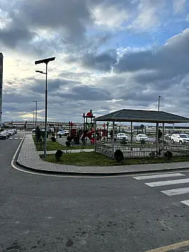 Satılır 3 otaqlı mənzil 82 m²