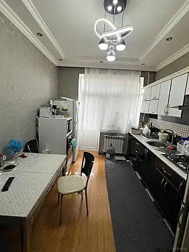 Satılır 3 otaqlı mənzil 117 m²