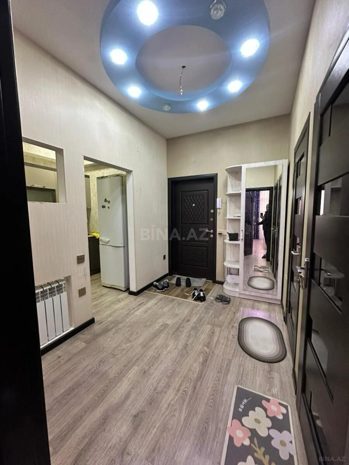 Satılır 2 otaqlı mənzil 58 m²