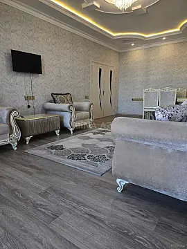 Kirayə verilir 2 otaqlı mənzil 100 m² — Bakı, 8-ci kilometr 2 otaq 100.00 m²