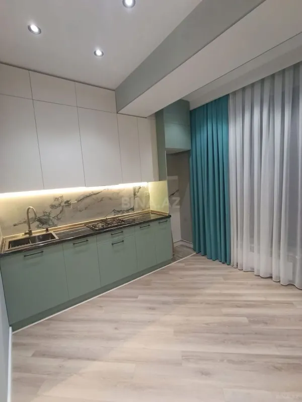Satılır 2 otaqlı mənzil 65 m²