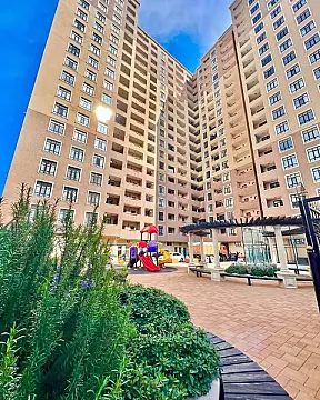 Satılır 2 otaqlı mənzil 65 m² — Bakı, 8-ci mikrorayon 2 otaq 65.00 m²