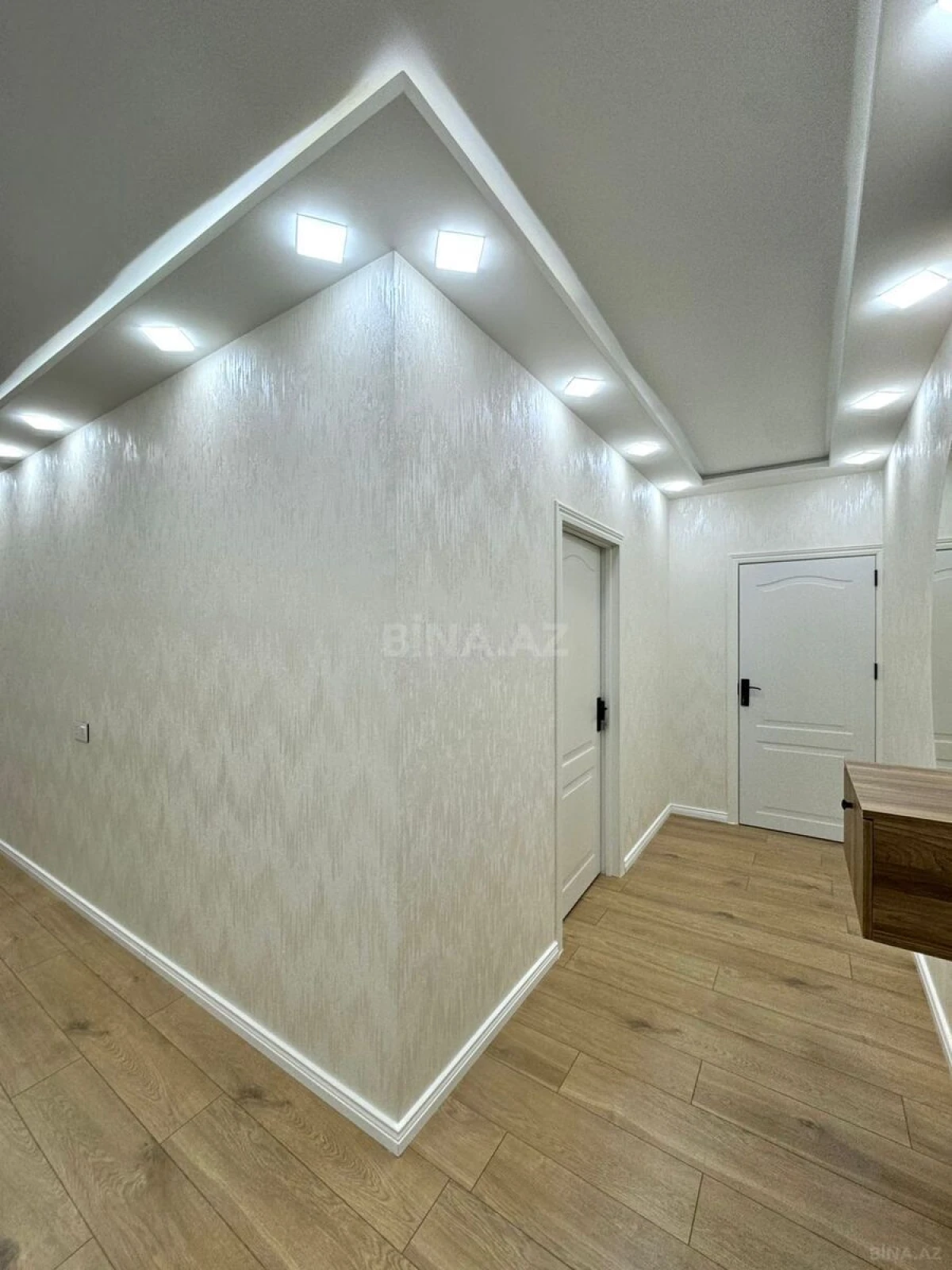Satılır 2 otaqlı mənzil 50 m²