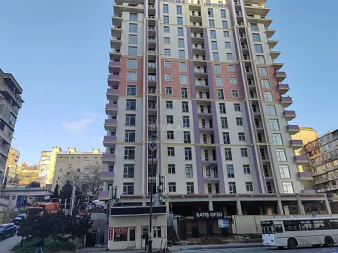 Satılır 3 otaqlı mənzil 88 m²
