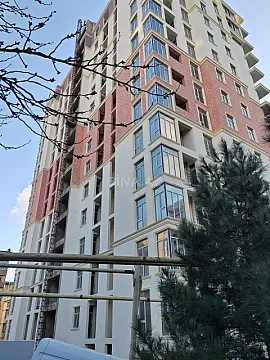 Satılır 3 otaqlı mənzil 88 m²