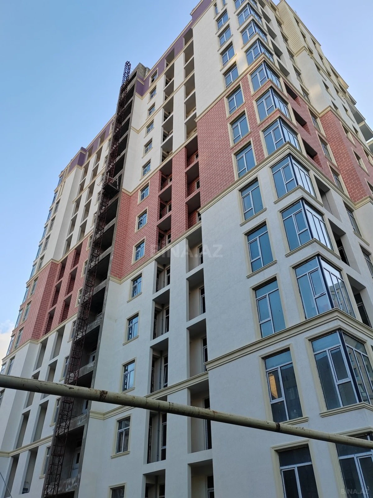 Satılır 3 otaqlı mənzil 88 m²