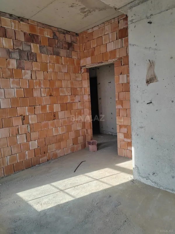 Satılır 3 otaqlı mənzil 88 m²