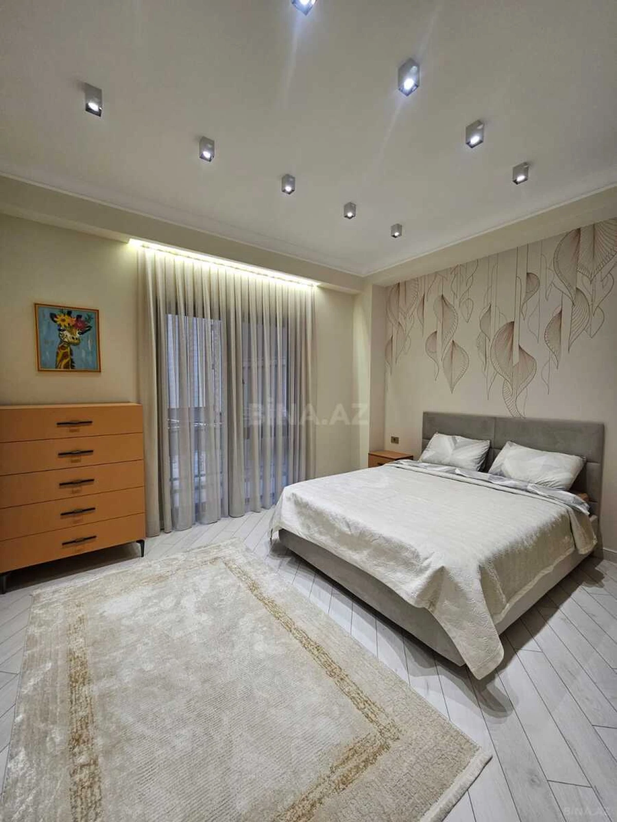 Kirayə verilir 3 otaqlı mənzil 110 m²