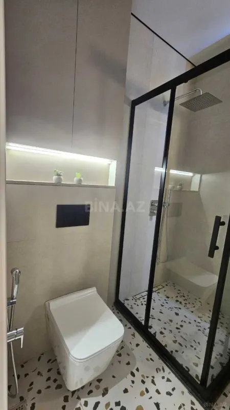 Kirayə verilir 3 otaqlı mənzil 110 m²